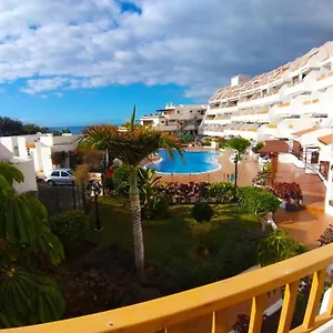  Apartment Con Piscina E Vista Mare L102 Spain