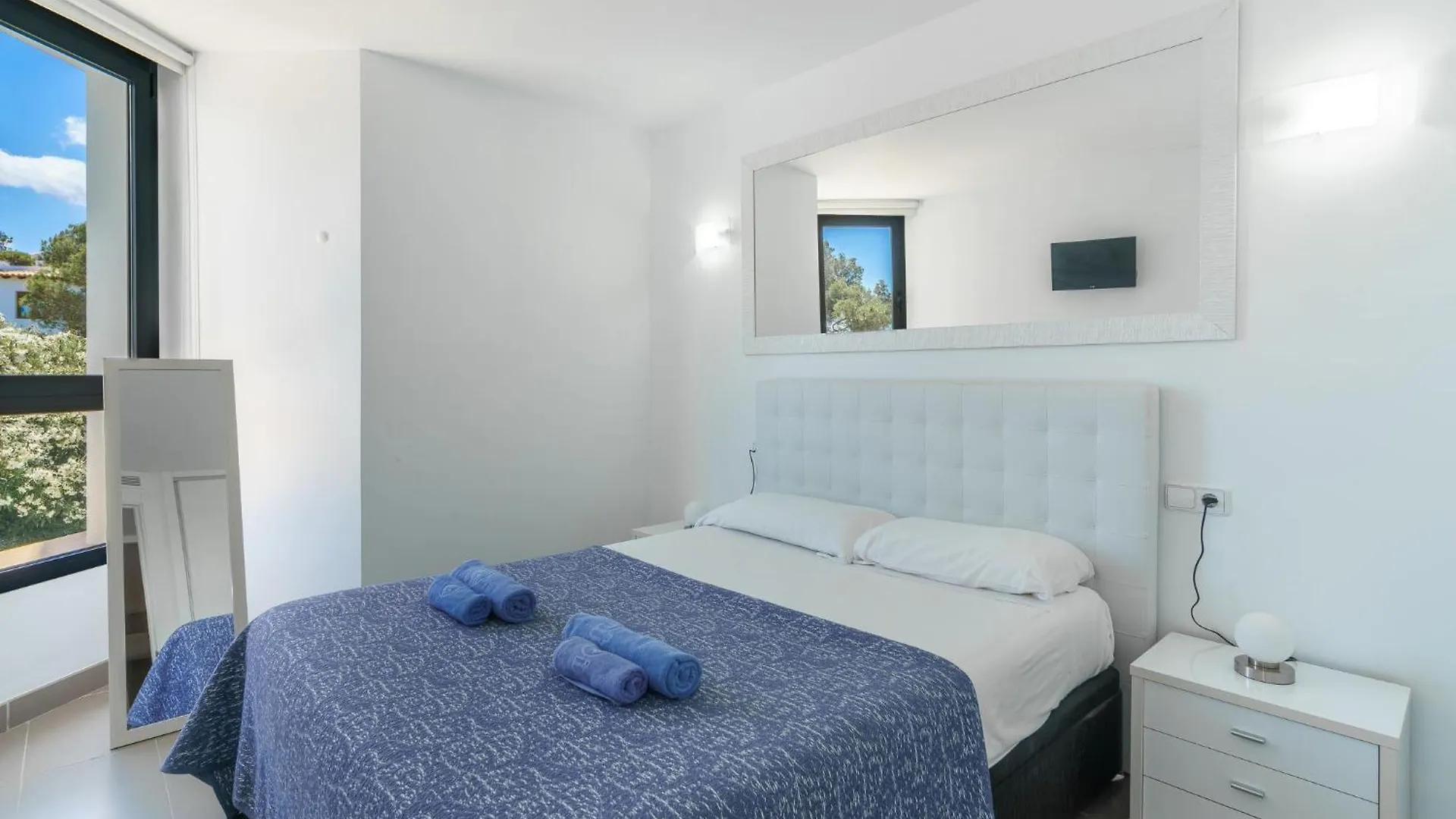 Apartment Oratge Beach Views By Interhome Port de Pollenca